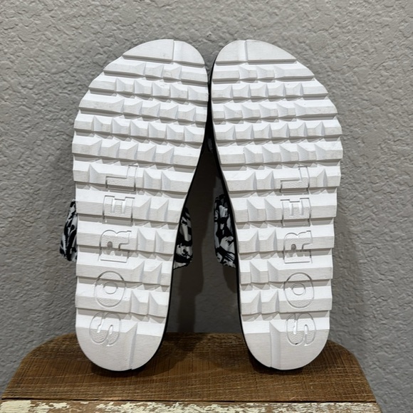 Sorel Roaming Two Strap Slide Sandals Size 12 - Picture 6 of 7